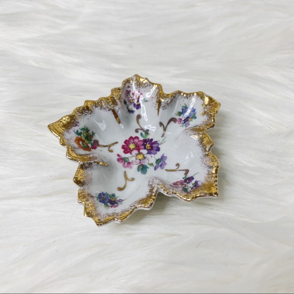 Elfinware floral shape mini trinket